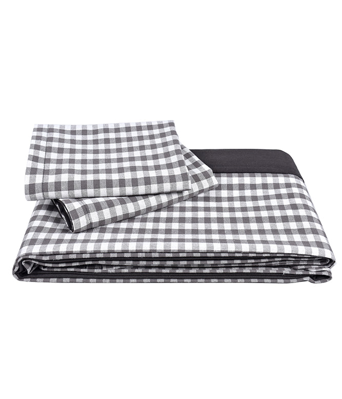 Cozy Dream Weaver Bedcover (Ivory and Grey) - TGW