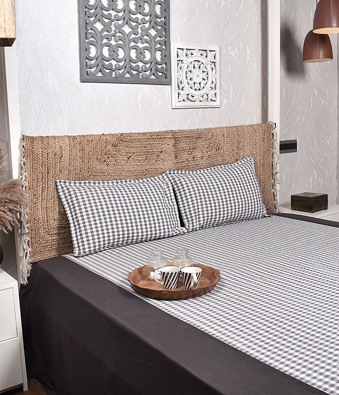 Cozy Dream Weaver Bedcover (Ivory and Grey) - TGW