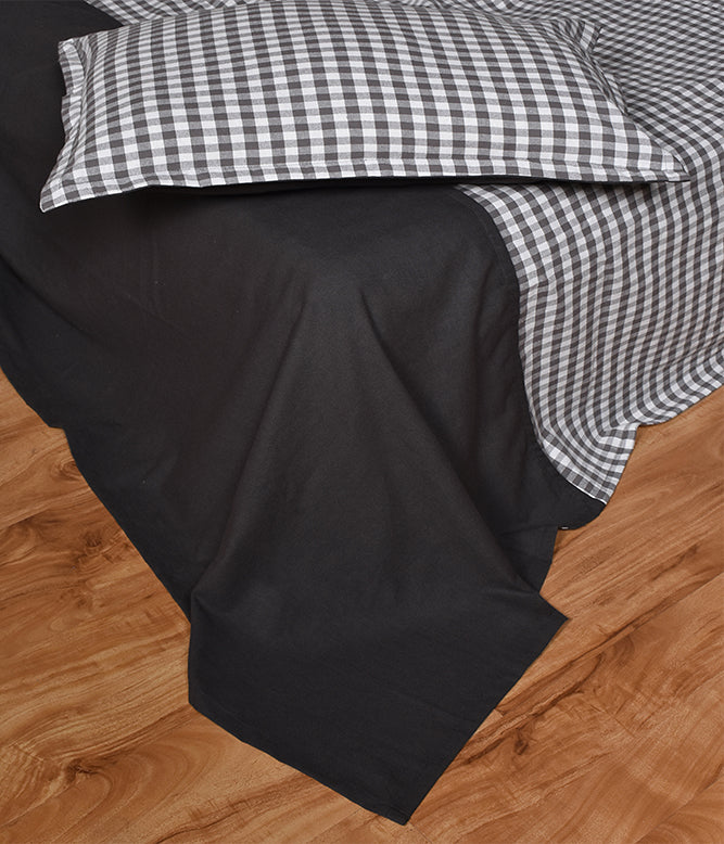 Cozy Dream Weaver Bedcover (Ivory and Grey) - TGW