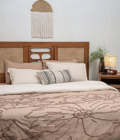 Petal Perfect Duvet - Beige