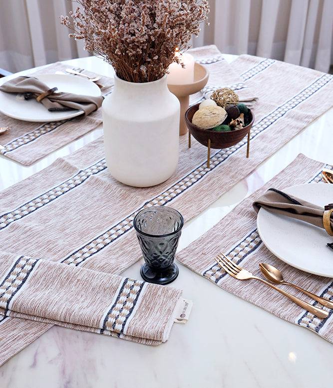 Ombre Rib-Dib Table Runner - TGW
